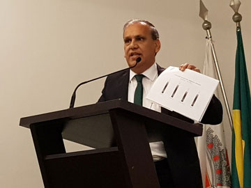 Aumento do ISS é inoportuno