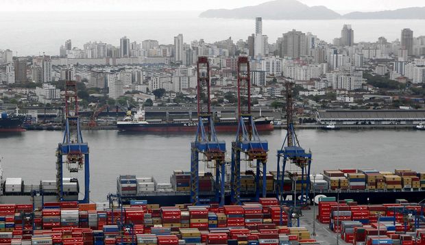 Porto tem alta de 15,5% no valor das cargas movimentadas