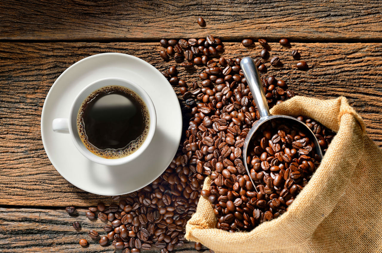 Brasil exporta 30,6 milhões de sacas de café no período de abril de 2017 a março de 2018 e arrecada US$ 5 bilhões de receita cambial