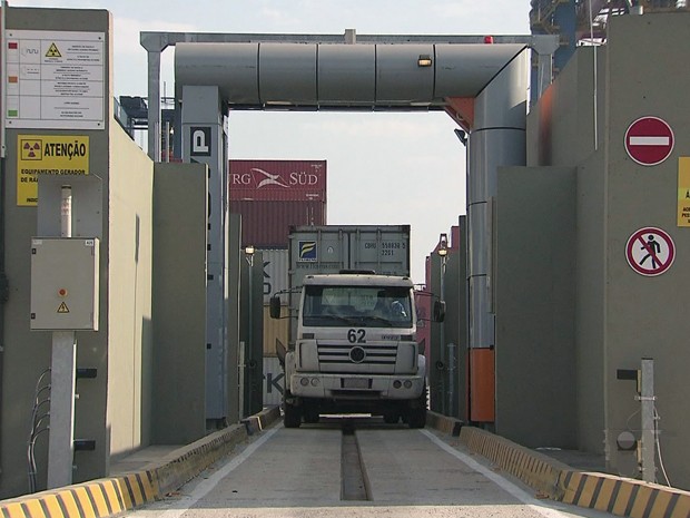Usuport obtém liminar contra tarifa de escaneamento de contêineres
