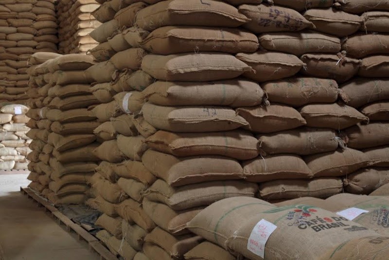 Setor de café sente aumento de 100% no frete
