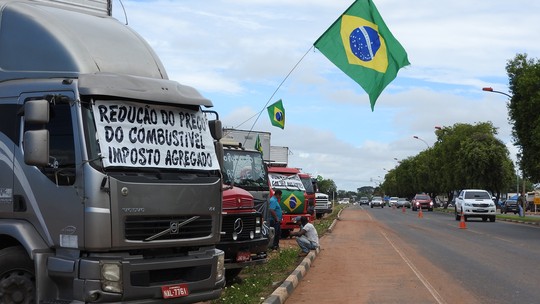 Greve dos caminhoneiros custará R$15 bi ao País