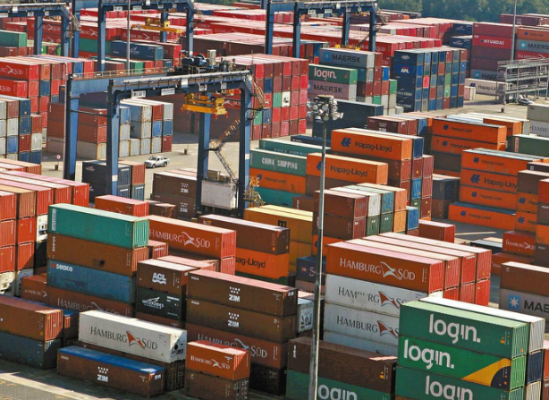 Auditores do Porto de Santos decidem suspender greve