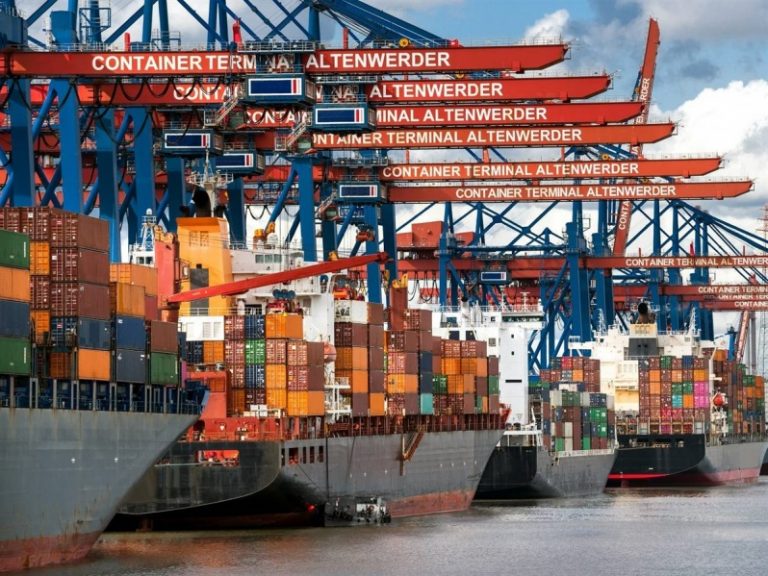 Congestionamento Nos Portos Da Europa E Dos EUA P e Em Causa O 