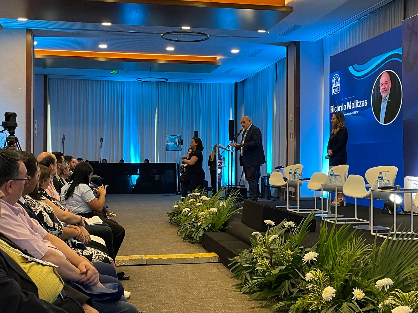 Cenep e APS fomentam tecnologia e formação no setor portuário