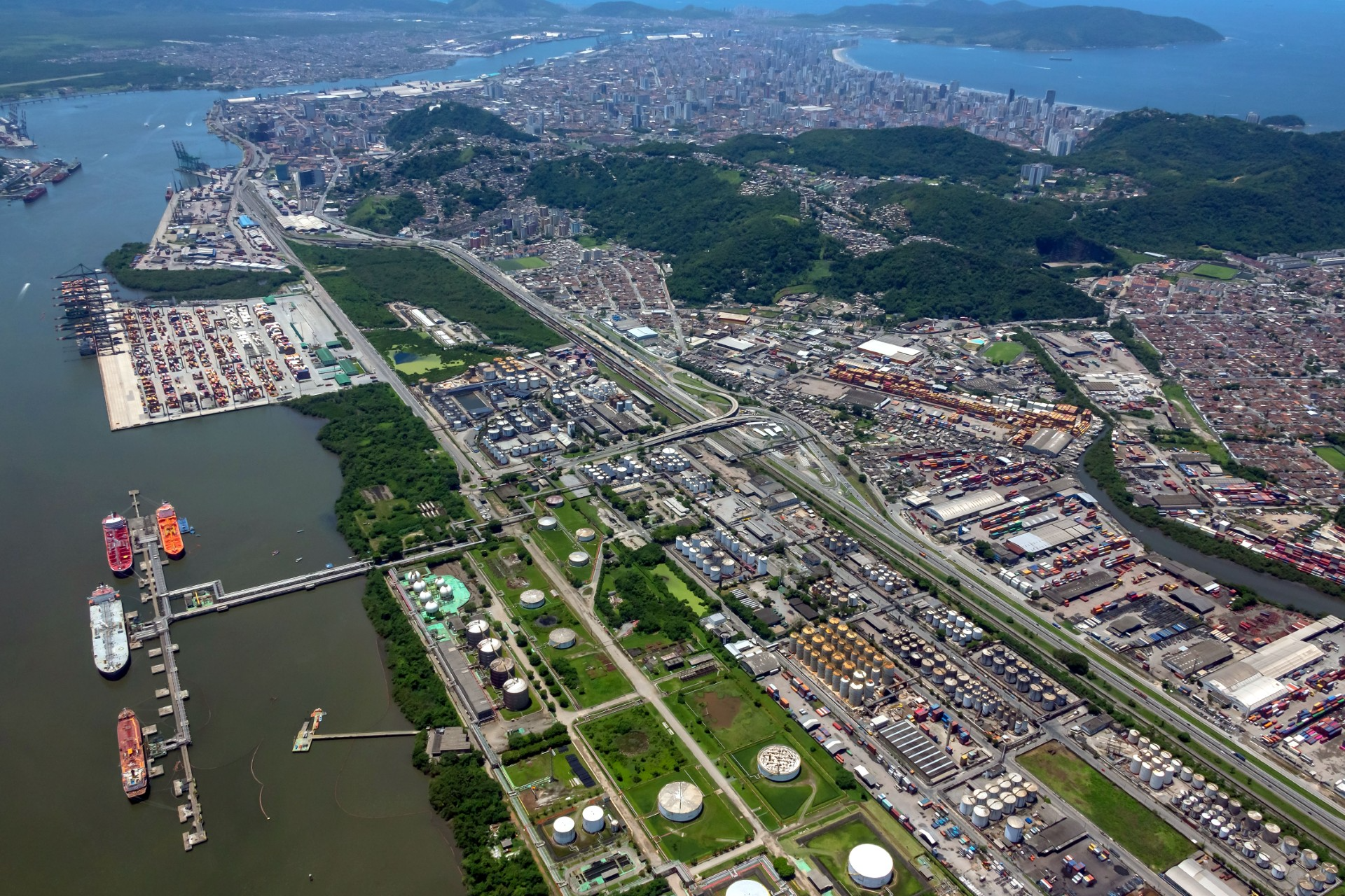 APS recebe contribuições para leiloar STS 08, que aumentará capacidade de combustíveis no Porto de Santos