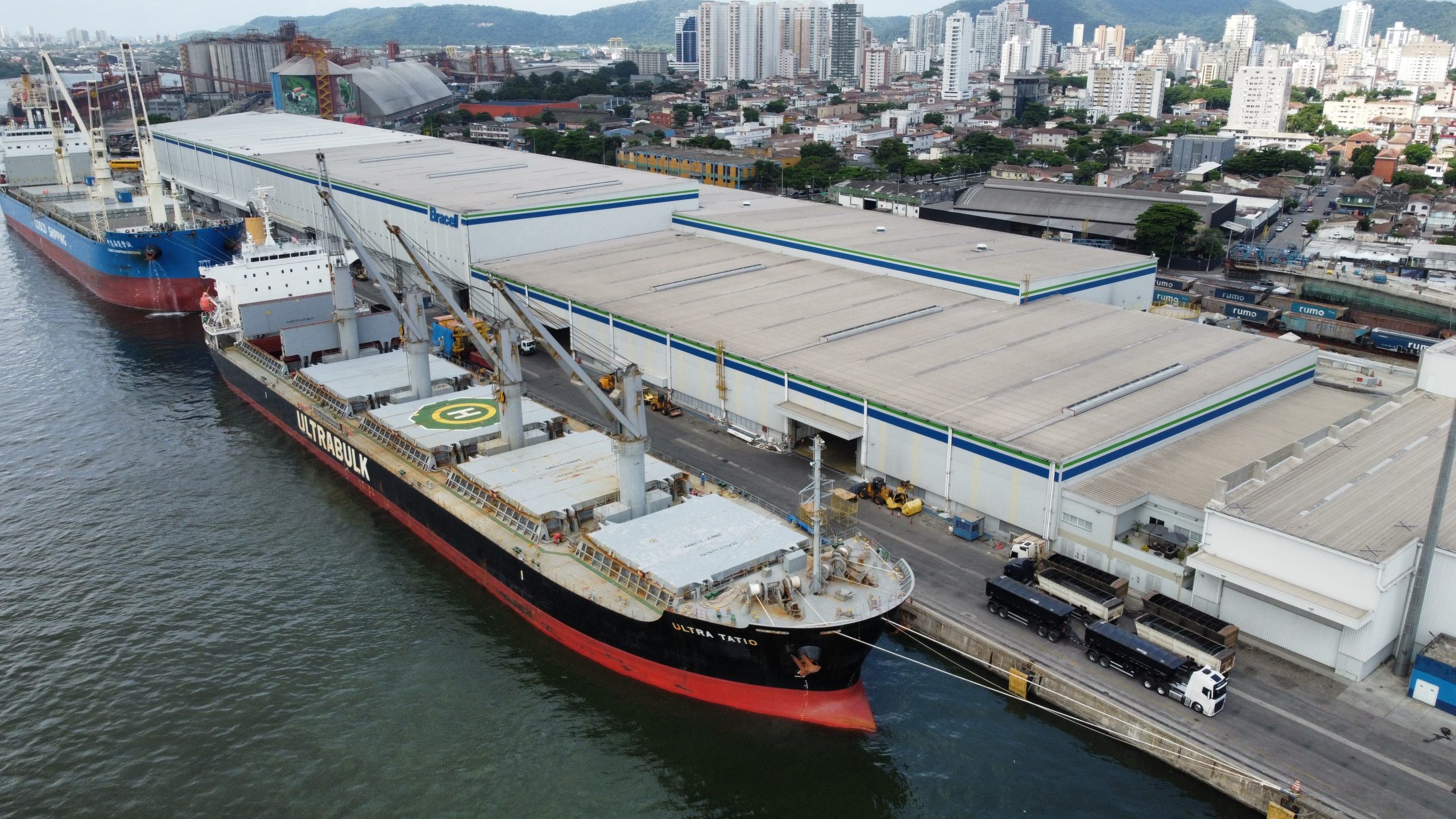 Empresa de celulose investe em sistemas para vagões no Porto de Santos